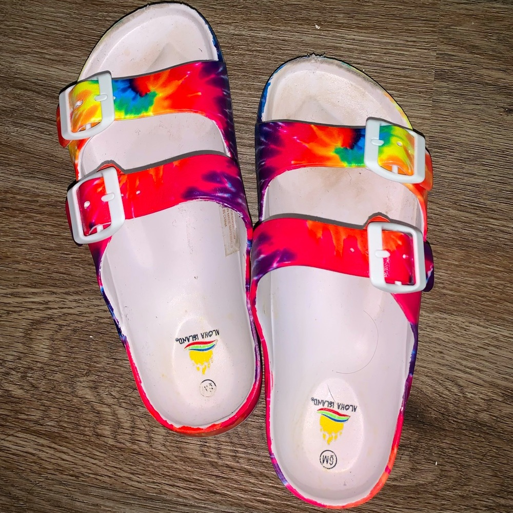 Tye-Dye Summer Flip Flops